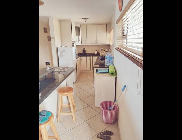 2 BEDROOM APARTMENT FOR SALE IN WARNER BEACH